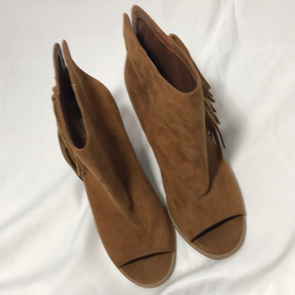 dv by Dolce Vita Suede Booties W/ Fringe - Picture 5 of 5